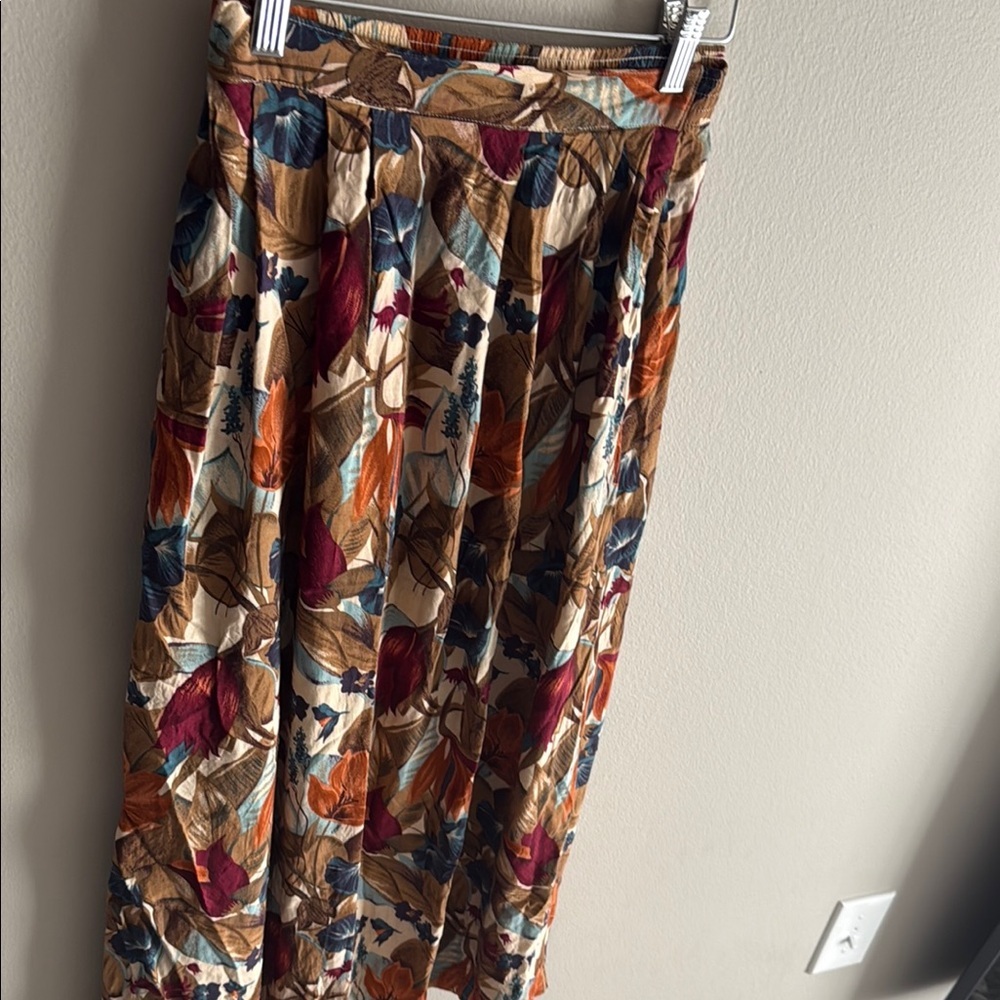 Sag Harbor Red and Orange Maxi A-Line Skirt